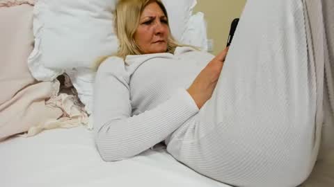 Heyheygrey online show from March 2025 02:01:02 PM