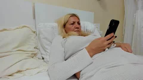 Heyheygrey online show from September 2025 07:49:01 PM