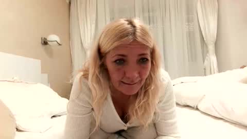 Heyheygrey online show from October 2025 06:12:02 AM