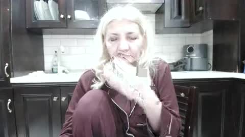 Snapshot of heyheygrey chatting on January 2026 05:57:02 AM Heyheygrey online show from January 2026 05:57:02 AM