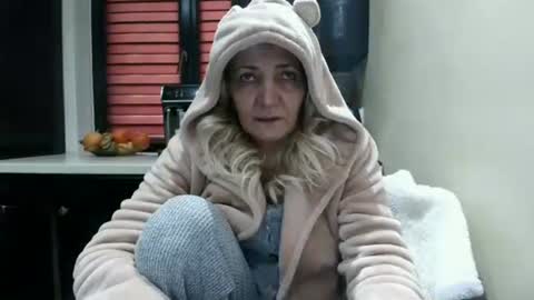 Snapshot of heyheygrey chatting on February 2026 12:59:02 PM Heyheygrey online show from February 2026 12:59:02 PM