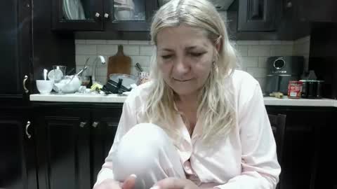 Snapshot of heyheygrey chatting on February 2026 05:40:02 AM Heyheygrey online show from February 2026 05:40:02 AM