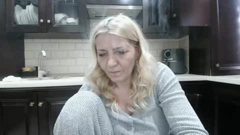 Snapshot of heyheygrey chatting on March 2026 10:21:01 AM Heyheygrey online show from March 2026 10:21:01 AM