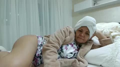 Snapshot of heyheygrey chatting on March 2026 08:19:01 AM Heyheygrey online show from March 2026 08:19:01 AM