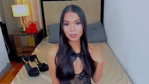 Snapshot of heyitsafira chatting on July 2026 04:44:02 PM SAFIRA 3 online show from July 2026 04:44:02 PM