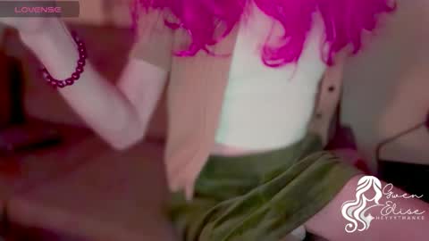 Snapshot of heyyythanks chatting on November 2025 04:34:01 AM Gwen Elise online show from November 2025 04:34:01 AM