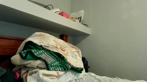 Snapshot of hhhcrh chatting on February 2025 06:33:02 PM jafet online show from February 2025 06:33:02 PM