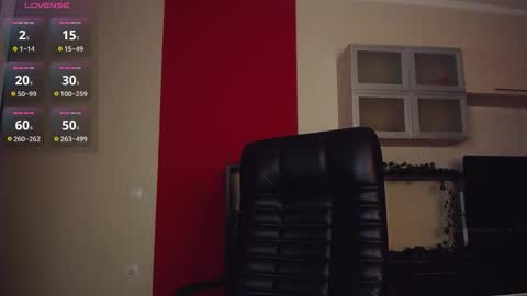 Lina online show from December 2025 08:00:01 AM