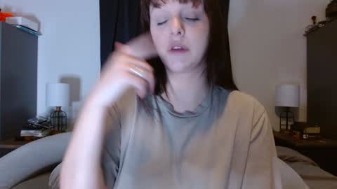 Snapshot of hi_cut_cutie chatting on January 2026 02:19:01 PM Paige online show from January 2026 02:19:01 PM