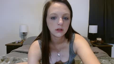 Snapshot of hi_cut_cutie chatting on April 2026 01:05:02 PM Paige online show from April 2026 01:05:02 PM