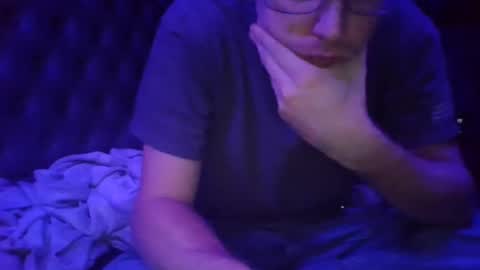 Snapshot of hi_life850 chatting on December 2024 11:51:01 PM MR. Bation online show from December 2024 11:51:01 PM