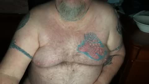higgs_mike online show from November 2025 07:34:02 PM