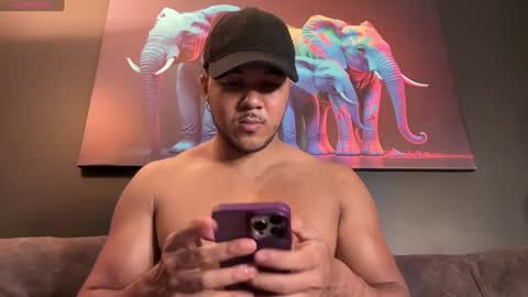 Snapshot of highlatin_guys chatting on February 2025 07:52:01 AM Terry and E online show from February 2025 07:52:01 AM