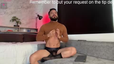 Snapshot of highlatin_guys chatting on November 2025 02:18:01 PM Terry and E online show from November 2025 02:18:01 PM