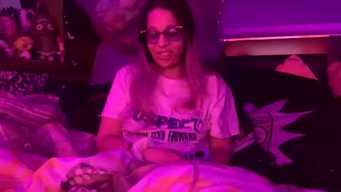 Snapshot of highnesscanna chatting on April 2026 07:17:02 AM HiGHNESS CANNA online show from April 2026 07:17:02 AM