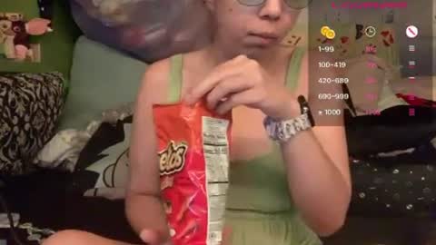 Snapshot of highnesscanna chatting on June 2026 06:45:01 AM HiGHNESS CANNA online show from June 2026 06:45:01 AM