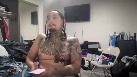 hihello400 online show from December 2025 03:45:02 AM