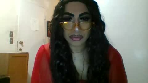 Snapshot of hihheelstranny chatting on May 2026 07:02:02 AM hihheelstranny online show from May 2026 07:02:02 AM