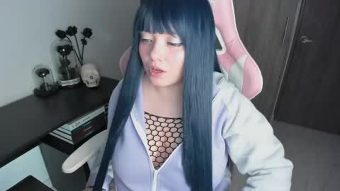 Snapshot of hikaru_arimura chatting on April 2026 04:06:02 AM hikaru_arimura online show from April 2026 04:06:02 AM