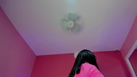 hilary_tailor online show from December 2025 11:16:02 AM