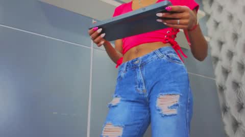  Hillary  online show from September 2025 03:19:02 AM