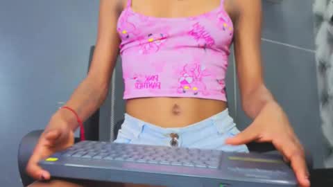  Hillary  online show from October 2025 03:53:01 AM