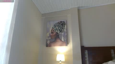 Hillary  online show from November 2025 06:34:02 PM