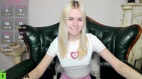 hilleva online show from November 2025 08:37:01 AM