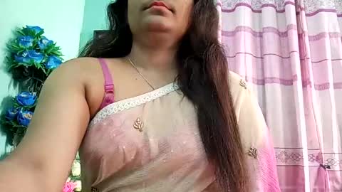 himuhimu22 online show from January 2025 02:22:01 AM