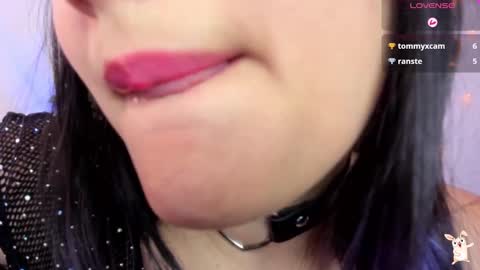 hinata online show from December 2024 08:37:02 PM