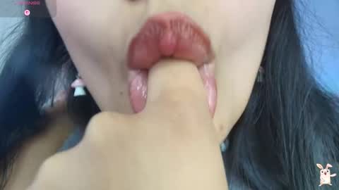 hinata online show from October 2025 09:15:02 PM