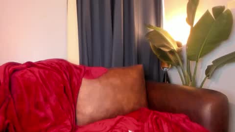 Hinnata online show from October 2025 01:06:02 PM