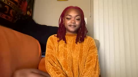 Snapshot of hippieangelbabi chatting on February 2025 01:57:01 AM angelbabi online show from February 2025 01:57:01 AM