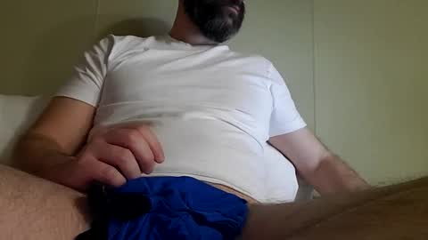 Snapshot of hippopotamus7 chatting on January 2025 03:18:02 AM hippopotamus7 online show from January 2025 03:18:02 AM