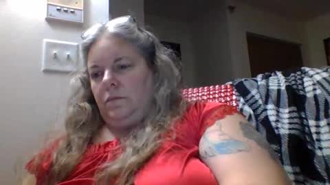 Snapshot of hippysnewhere chatting on June 2026 08:37:01 AM hippysnewhere online show from June 2026 08:37:01 AM