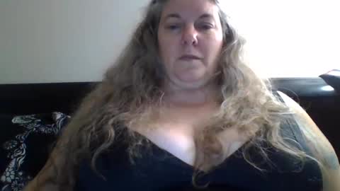 Snapshot of hippysnewhere chatting on July 2026 09:04:02 AM hippysnewhere online show from July 2026 09:04:02 AM