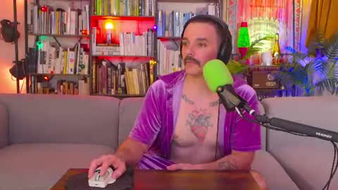 Snapshot of hipstertrashdumpsterfire chatting on June 2026 01:58:02 PM HipsterTrash Clark one half of Task Manager online show from June 2026 01:58:02 PM