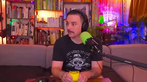 Snapshot of hipstertrashdumpsterfire chatting on June 2026 08:35:01 AM HipsterTrash Clark one half of Task Manager online show from June 2026 08:35:01 AM