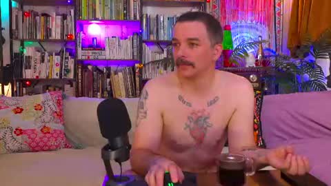Snapshot of hipstertrashdumpsterfire chatting on July 2026 08:31:02 AM HipsterTrash Clark one half of Task Manager online show from July 2026 08:31:02 AM