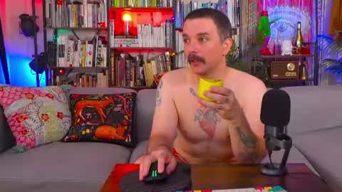 Snapshot of hipstertrashdumpsterfire chatting on July 2026 07:24:02 AM HipsterTrash Clark one half of Task Manager online show from July 2026 07:24:02 AM