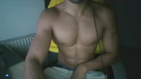 Snapshot of hiseres11 chatting on October 2025 01:50:02 AM Hiseres online show from October 2025 01:50:02 AM