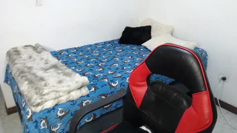 Snapshot of hiso_kai chatting on March 2026 04:18:01 AM Hisokax online show from March 2026 04:18:01 AM