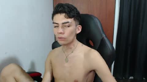 Snapshot of hiso_kai chatting on April 2026 03:50:02 AM Hisokax online show from April 2026 03:50:02 AM