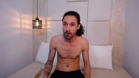 Snapshot of hisoka_0 chatting on September 2025 07:30:02 PM Hisoka online show from September 2025 07:30:02 PM