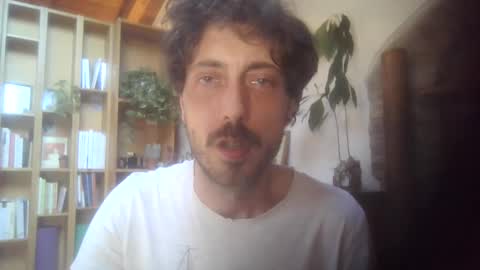 Snapshot of hitmenoww chatting on May 2026 02:46:02 PM hitmenoww online show from May 2026 02:46:02 PM