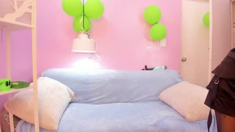 Snapshot of hiyakasudere chatting on March 2026 06:18:02 PM hiyakasudere online show from March 2026 06:18:02 PM