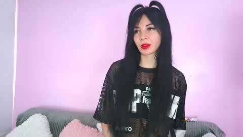 hiyakasudere_ online show from October 2025 06:52:01 PM