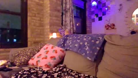 Snapshot of hknox714 chatting on November 2025 01:39:02 AM hknox714 online show from November 2025 01:39:02 AM