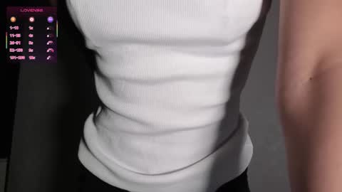 Sofia online show from December 2025 08:06:01 PM