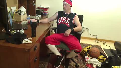 Snapshot of hockeybud chatting on September 2025 03:04:02 PM Rick online show from September 2025 03:04:02 PM